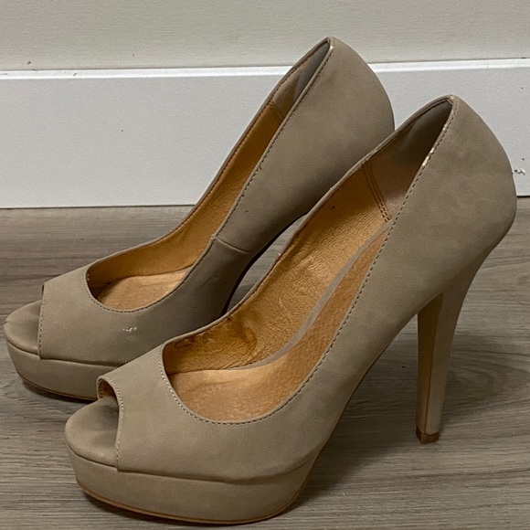 Nude pumps - Picture 3 of 6